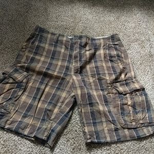 Urban Pipeline Plaid Cotton Cargo Shorts 36